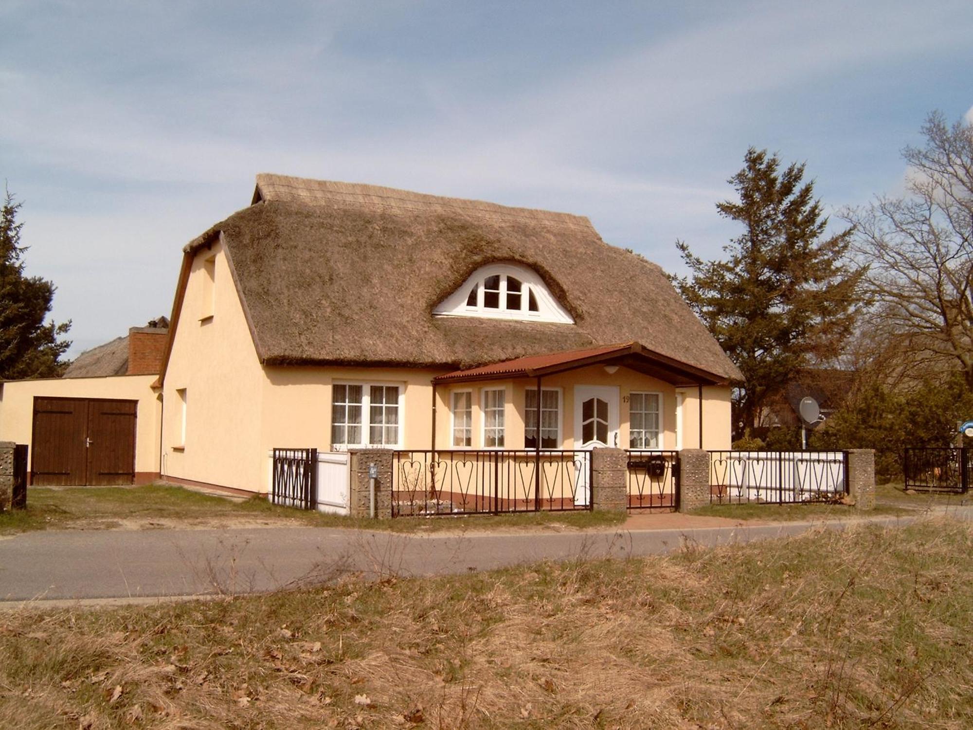 Ferienhaeuschen Villa Born Kültér fotó